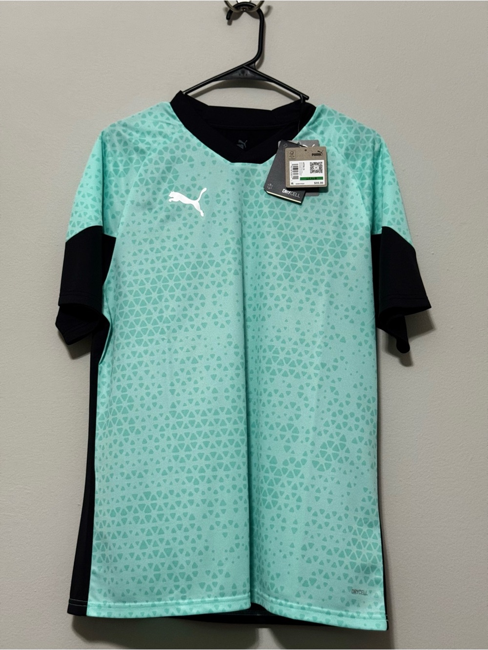 Puma Men’s Mint Green Athletic Jersey with Black Accents DryCell tech